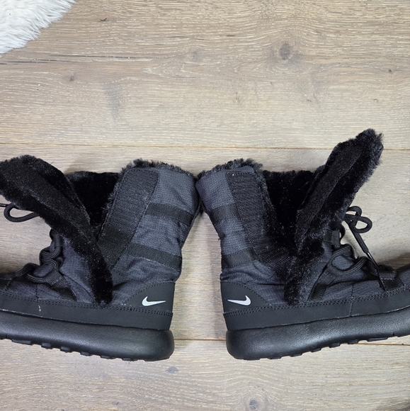 Nike Roshe One Hi Black Sneaker Boots 1Y - Picture 13 of 16